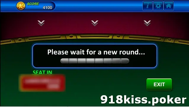 Show Hand waiting screen with a Please wait for a new round message, a SEAT IN box showing the player's seat and 5000, and an EXIT button